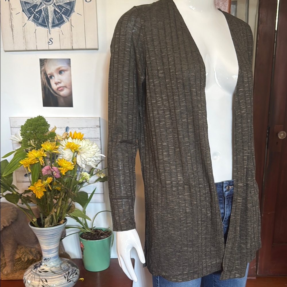 NWT northern reflections size small nina k Women's Open Front Cardigan Sweater